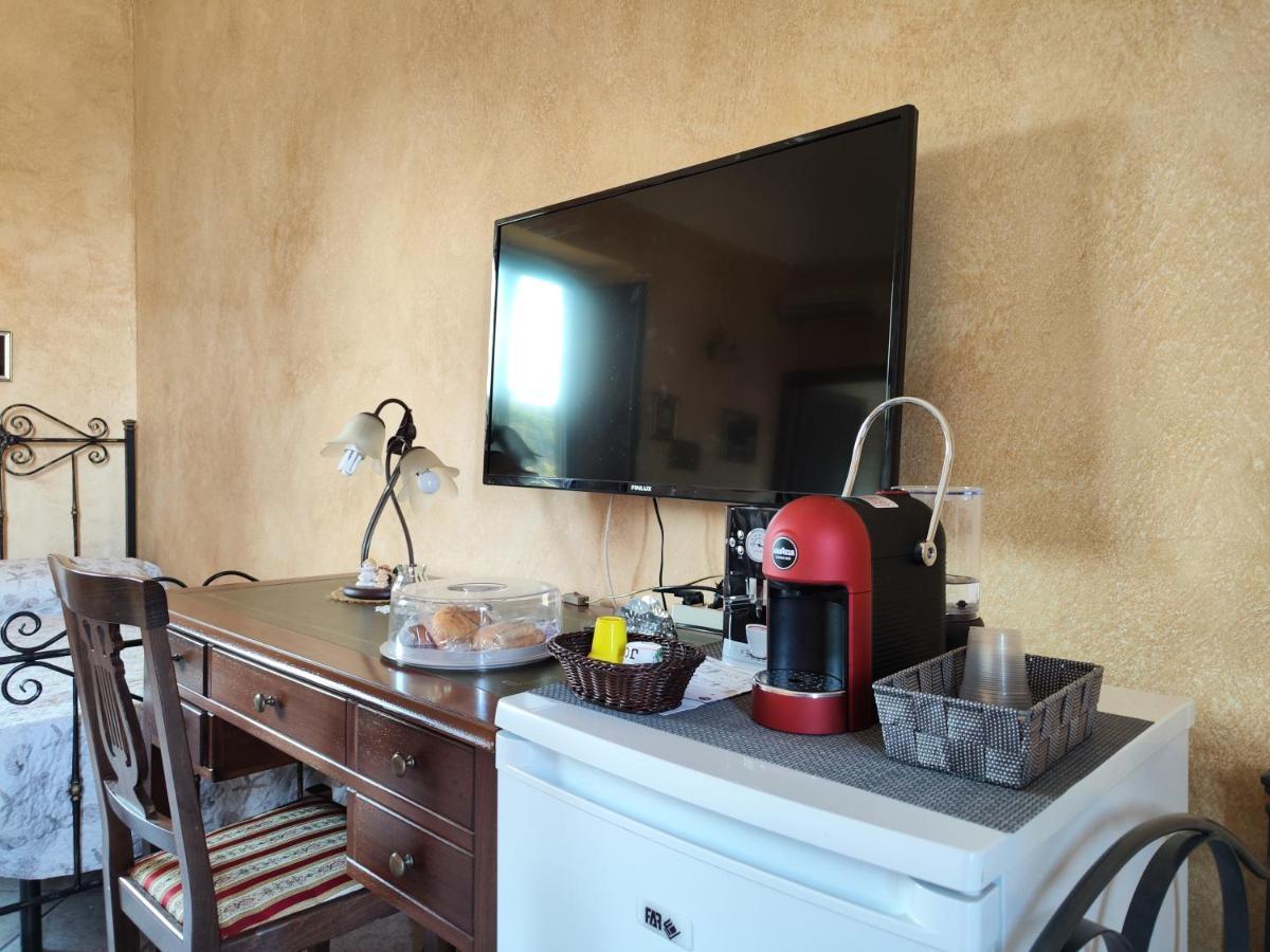 Le Grotte Acomodação com café da manhã Riposto Exterior foto